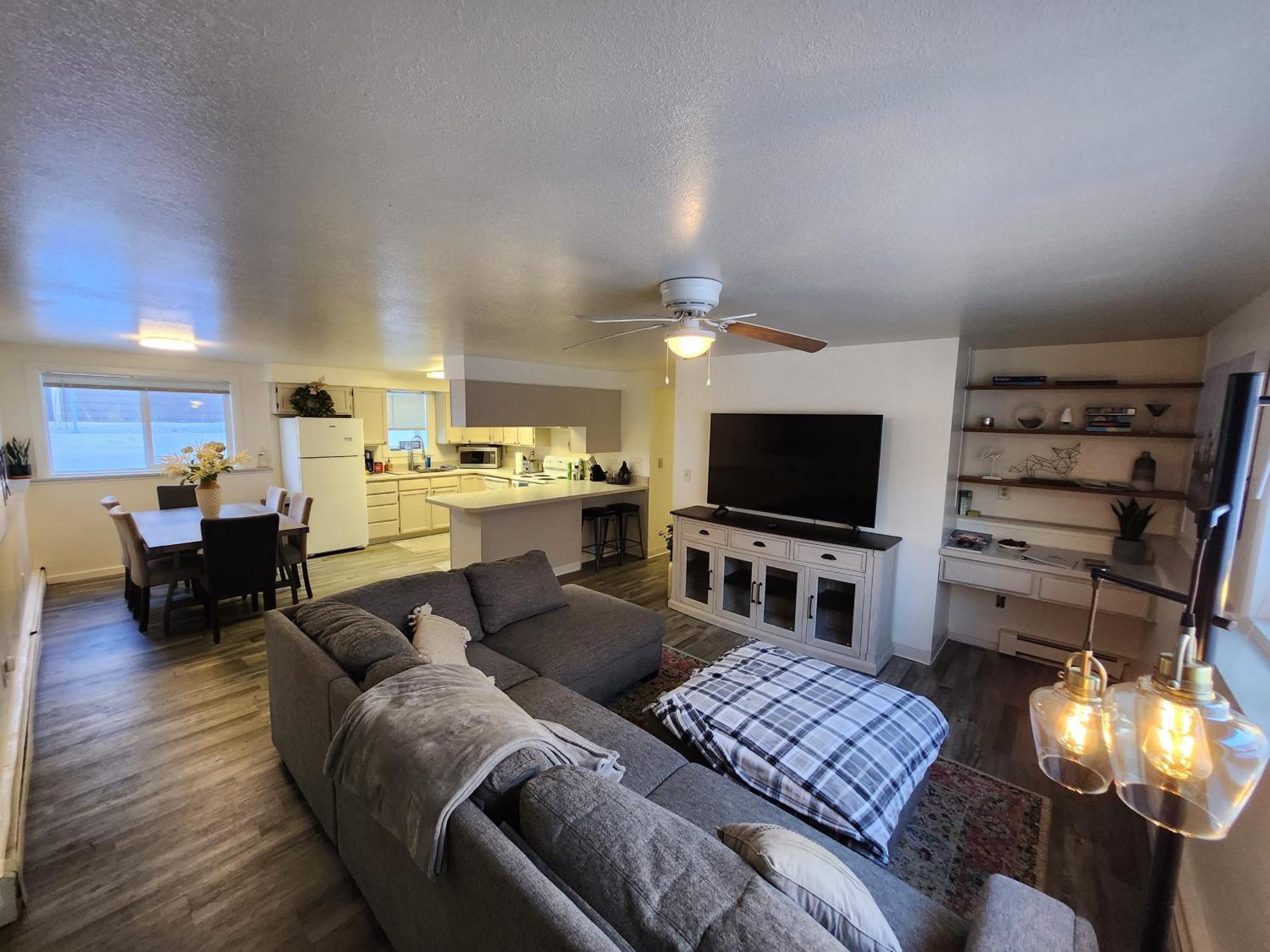 Newly Furnished Relaxing Stay Фэрбанкс Экстерьер фото